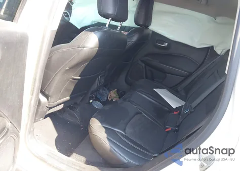 2018 Jeep Compass Latitude 4X4 from USA, damaged, VIN 3C4NJDBB3JT115429